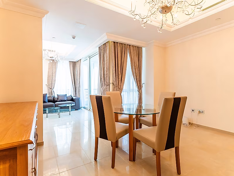 BILLS IN! 2 BEDROOM HIGH FLOOR SEA VEW | VB - Photo 8