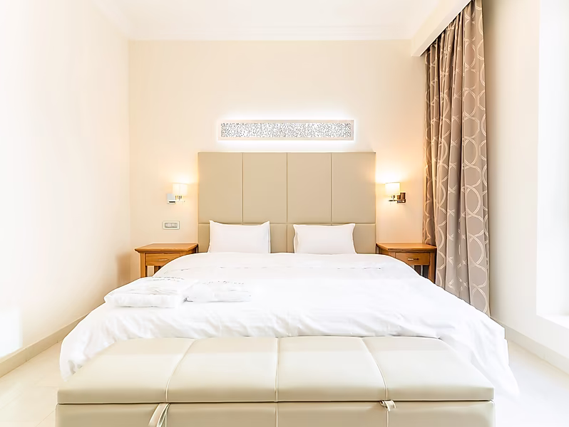 BILLS IN! 2 BEDROOM HIGH FLOOR SEA VEW | VB - Photo 11