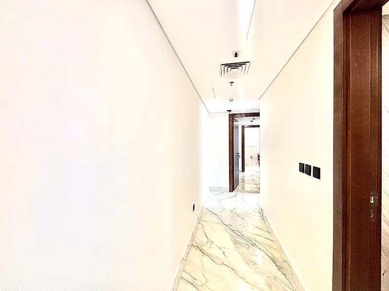 شقة فاخرة بغرفتين نوم | تصميم داخلي فاخر - Photo 7