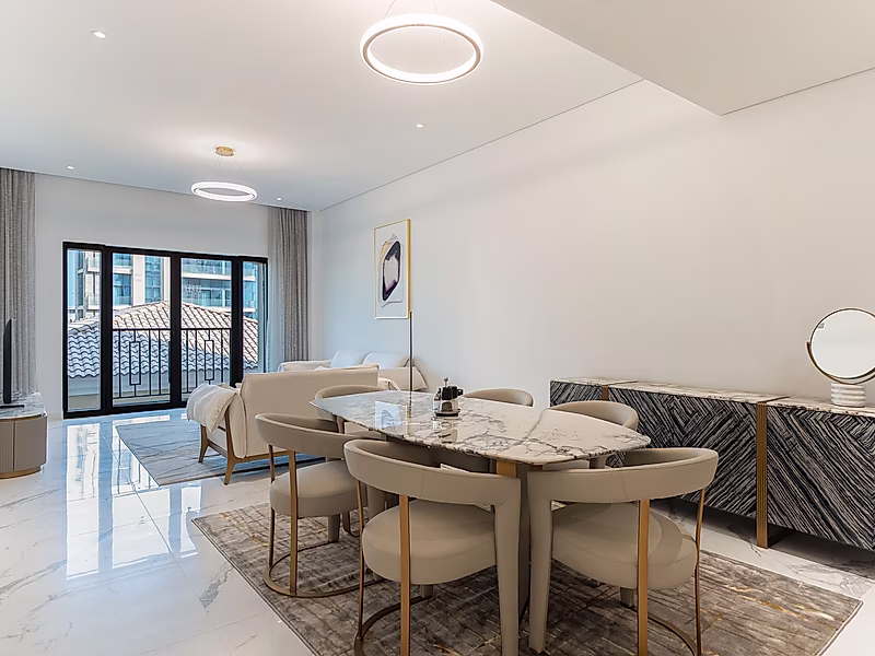 Resale Unit with payment plan – 2 Bedroom + Maid’s Room - Photo 2