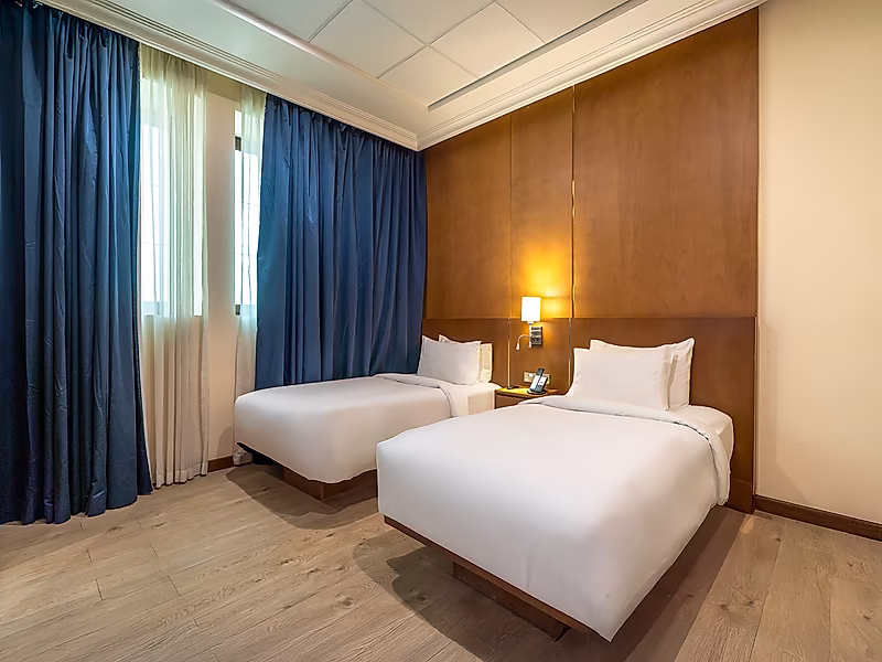 MODERN 2BEDROOM HOTEL APARTMENT IN BIN MAHMOUD - Photo 4