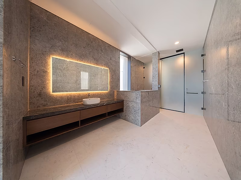 The Pearl Island Crown Villa — A Private Beachfront Masterpiece - Photo 21