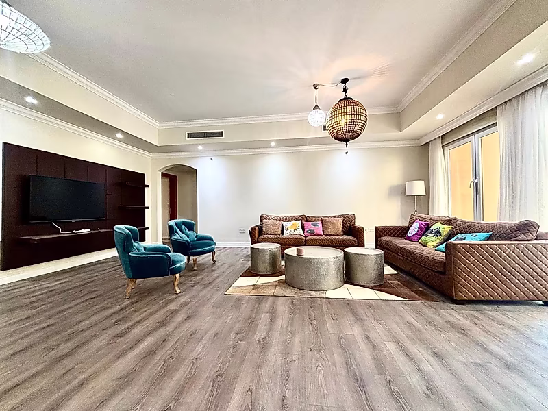 LUXURY LIVING | SPACIOUS 3 BEDROOM + MAID | MARINA - Photo 2