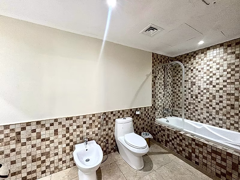 LUXURY LIVING | SPACIOUS 3 BEDROOM + MAID | MARINA - Photo 12