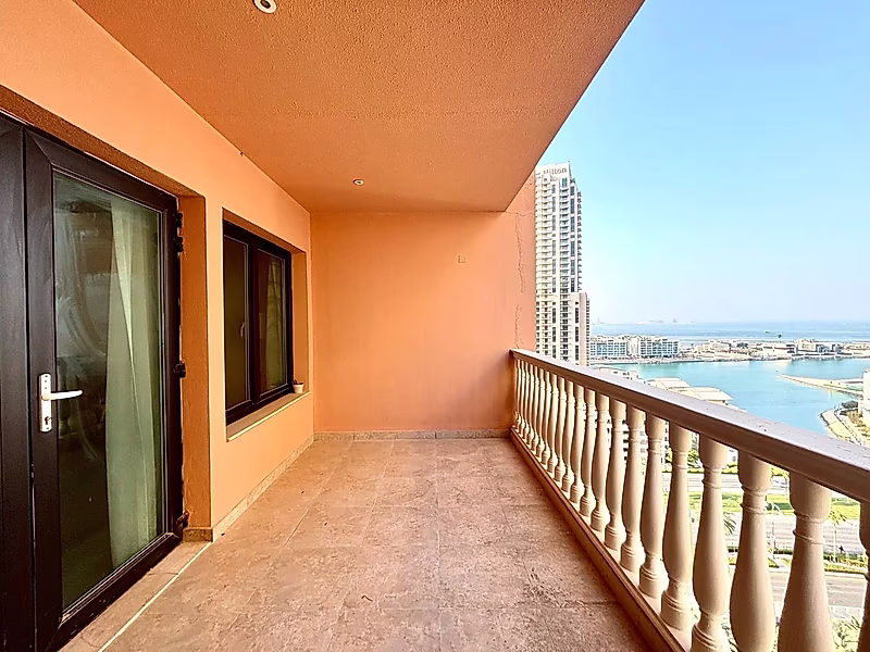 LUXURY LIVING | SPACIOUS 3 BEDROOM + MAID | MARINA - Photo 13