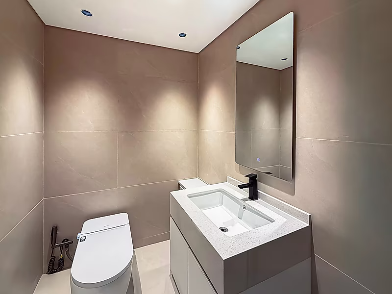2BR | Title Deed | Fully Upgraded | Fox Hills - Photo 5