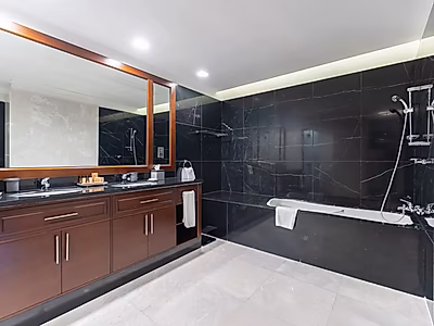 SERVICED TRIPLEX PENTHOUSE | ALL INCLUSIVE 4BR+MAID | WEST BAY