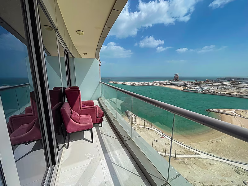 Stunning 2BR Sea View | Beach Access | Lusail Waterfront - Photo 1