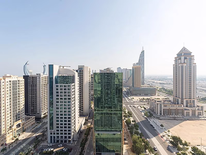 Luxury Fully Furnished 2-Bedroom Apartment in Lusail with Stunning Marina Towers View | High Floor & Flexible Payment Plan - Photo 11