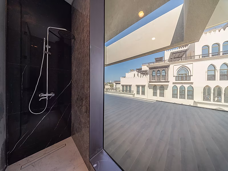 Iconic Ultra-Luxury Beachfront Villa of Unmatched Prestige - Photo 38
