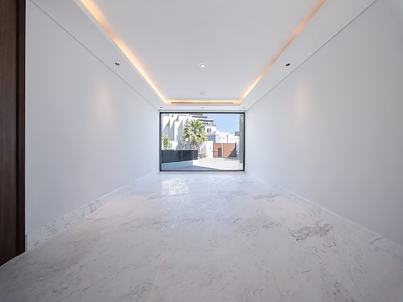 The Pearl Island Crown Villa — A Private Beachfront Masterpiece - Photo 28