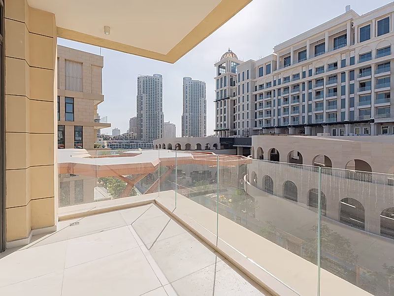 Step Into Island Luxury – 3BR+Maid Apartment, Pay 10% & Move In Now! - Photo 3