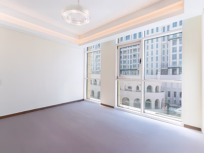 Step Into Island Luxury – 3BR+Maid Apartment, Pay 10% & Move In Now! - Photo 9