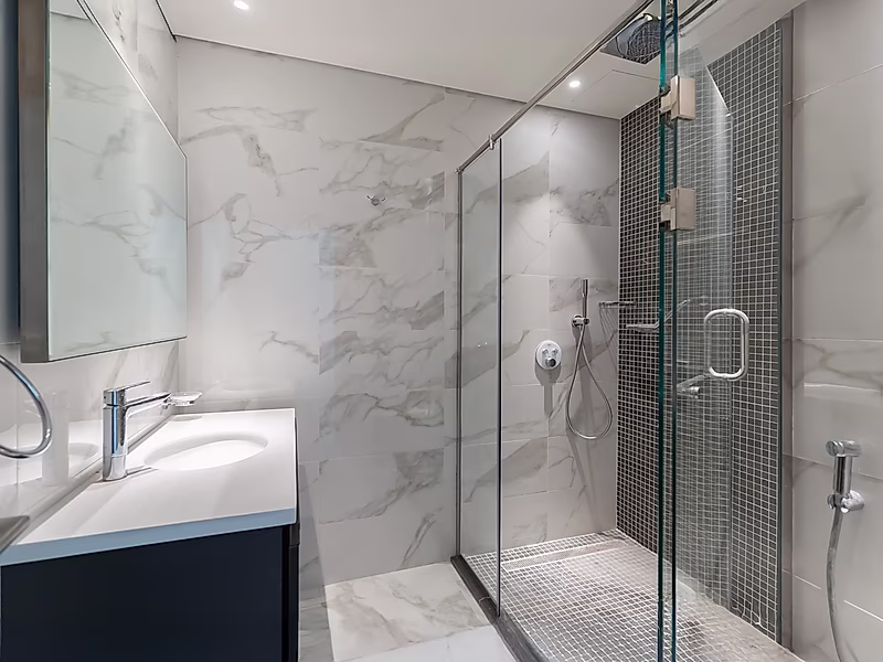 Step Into Island Luxury – 3BR+Maid Apartment, Pay 10% & Move In Now! - Photo 13