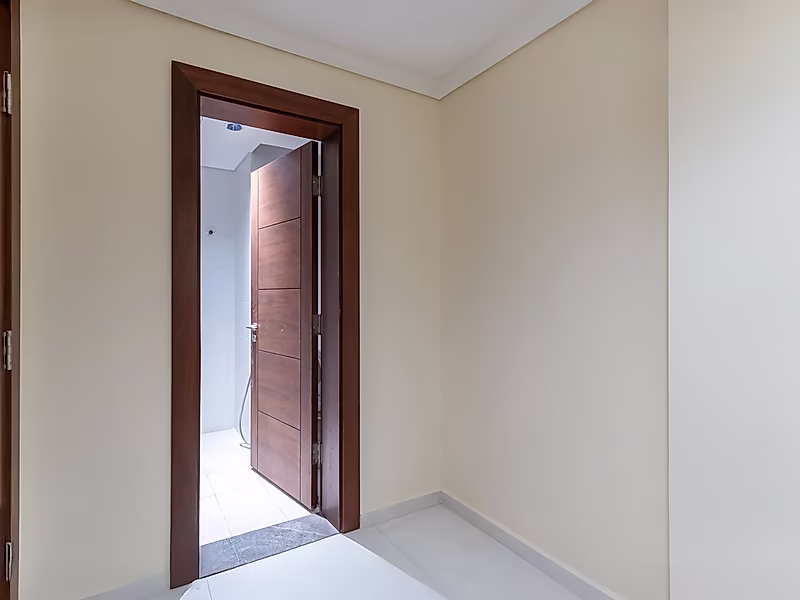 Step Into Island Luxury – 3BR+Maid Apartment, Pay 10% & Move In Now! - Photo 14