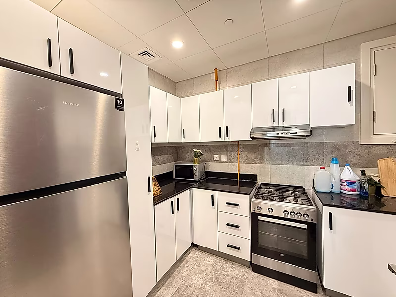 UPGRADED | 2 BEDROOM | FULLY FURNISHED | LUSAIL - Photo 9