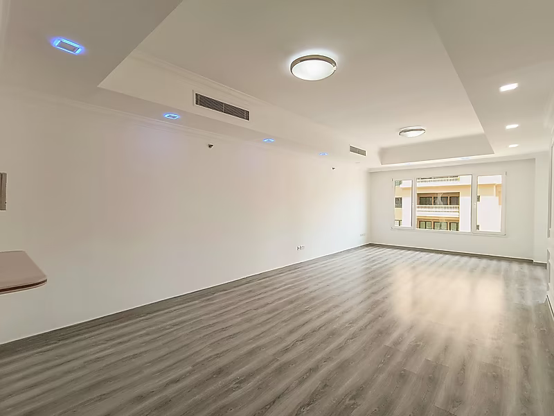 INVEST NOW! | 2 Bedroom | Porto Arabia - Photo 4