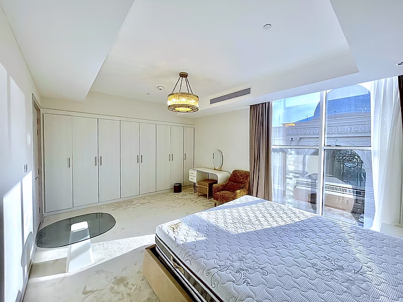 BEST INVESTMENT | LARGE 1 BEDROOM APARTMENT NEAR VENDOME MALL - Photo 12