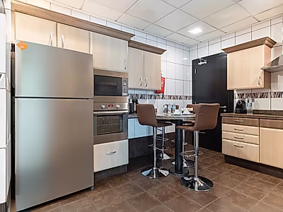 Full Serviced 3-Bedroom with Bills Included in Prime Location