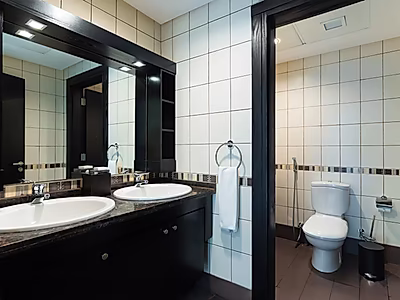 Full Serviced 3-Bedroom with Bills Included in Prime Location