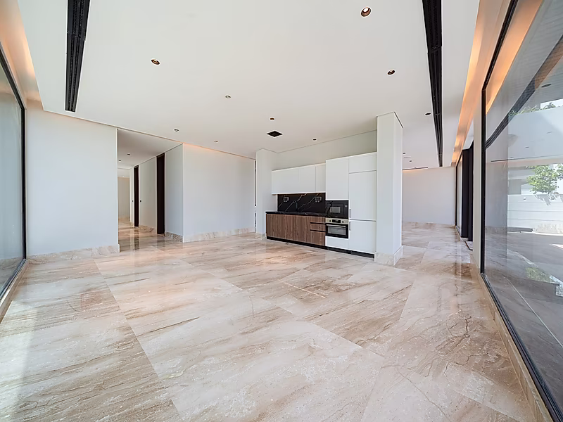 Luxury Living | Standalone Villa in La Plage - Photo 24