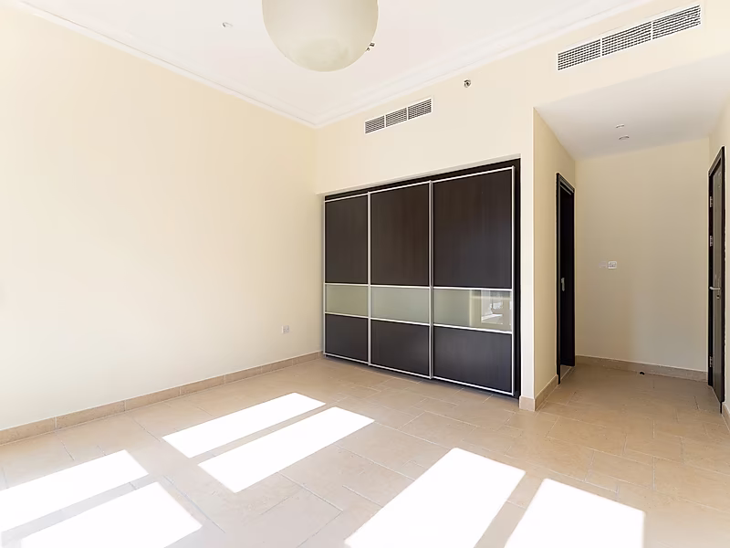 STYLISH LIVING | LUXURY 3 BEDROOM APARTMENT | PEARL - Photo 4