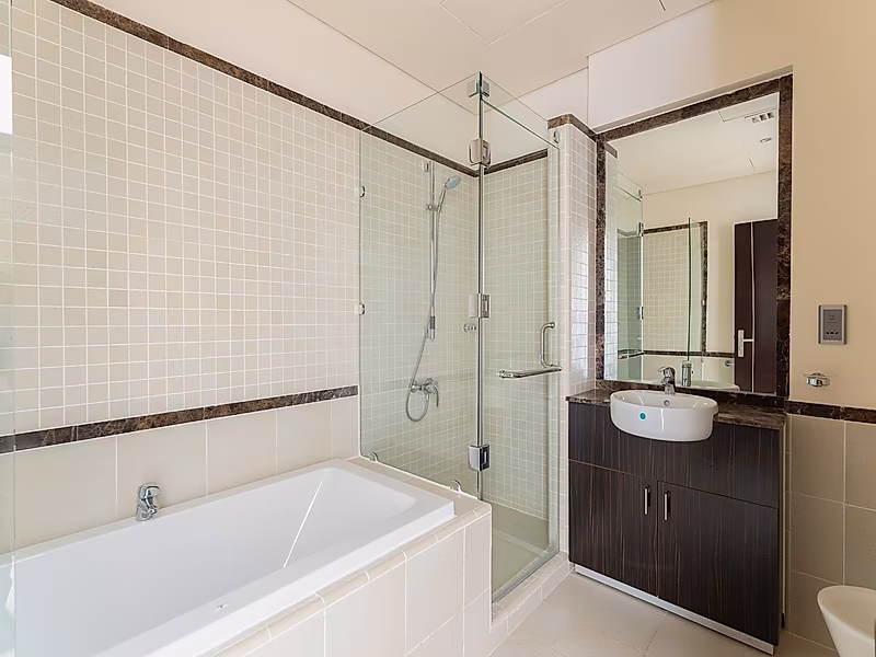 STYLISH LIVING | LUXURY 3 BEDROOM APARTMENT | PEARL - Photo 11
