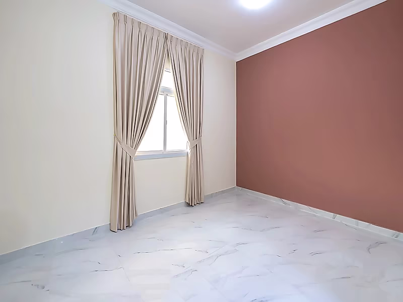 BEST INVEST DEAL IN FOX HILLS | 3BR WITH CLOSED KITCHEN | LOW SERVICE CHARGE - Photo 3