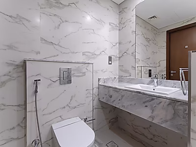 Luxurious Waterfront Living | Marina District