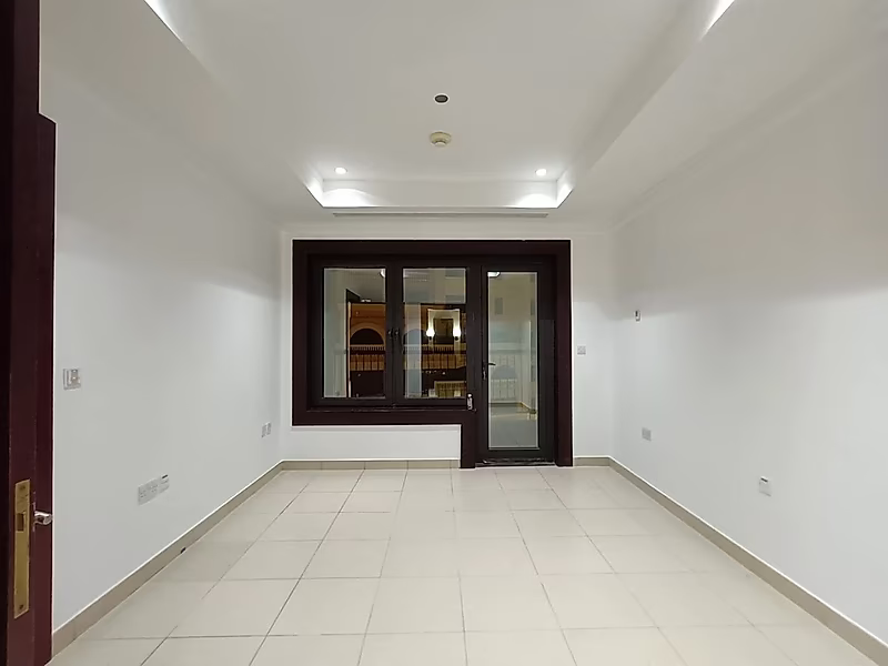 INVEST NOW! ELEGANT 1-BEDROOM APARTMENT | PORTO ARABIA - Photo 3