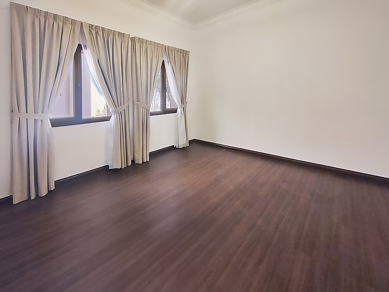 5BR+MAID COMPOUND VILLA | WEST BAY LAGOON - Photo 8