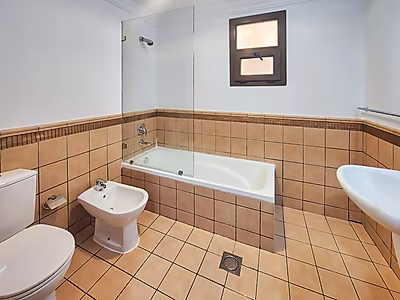 5BR+MAID COMPOUND VILLA | WEST BAY LAGOON