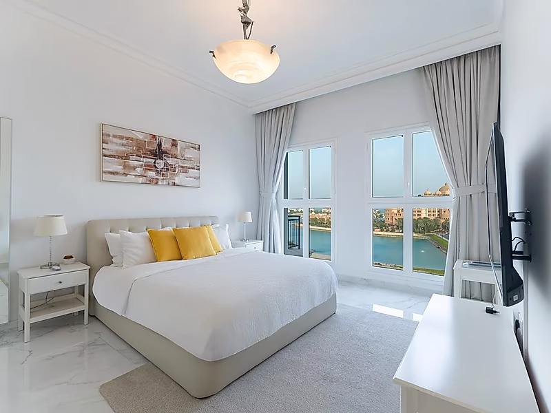 Elegant 1BR Waterfront Living | Qanat Quartier - Photo 4