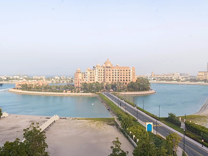 Elegant 1BR Waterfront Living | Qanat Quartier - Photo 9