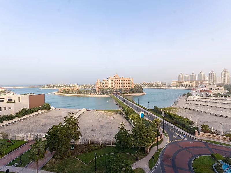 Elegant 1BR Waterfront Living | Qanat Quartier - Photo 1