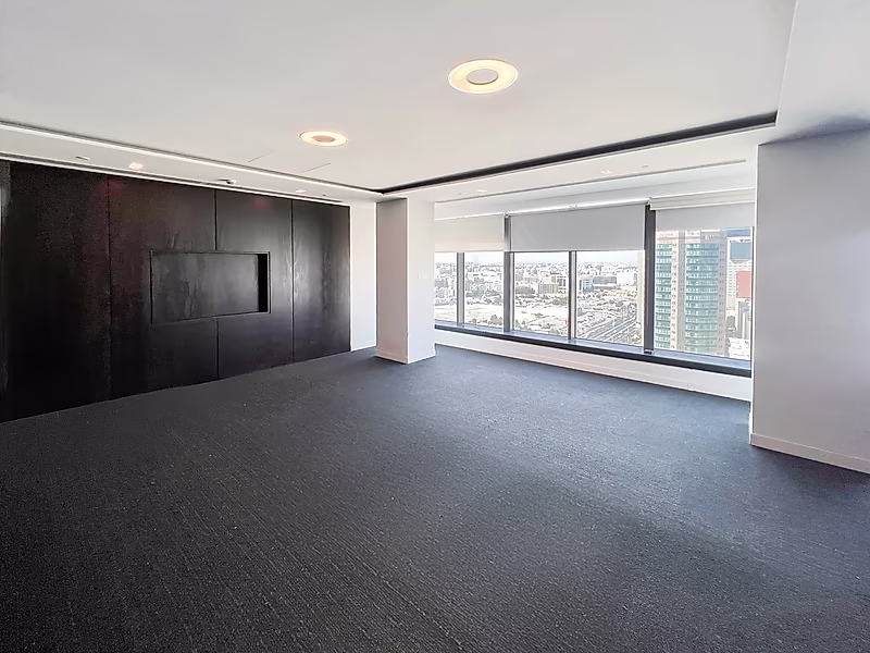 READY OFFICE SPACE ON BIN MAHMOUD 390 SQM - Photo 3