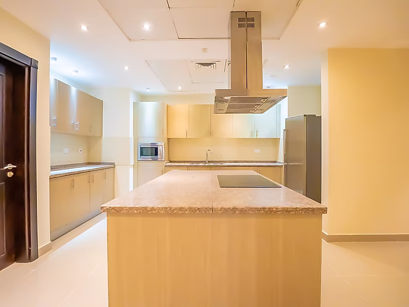 Exclusive Penthouse | Panoramic Sea Views | Premium Lifestyle | Porto Arabia - Photo 13