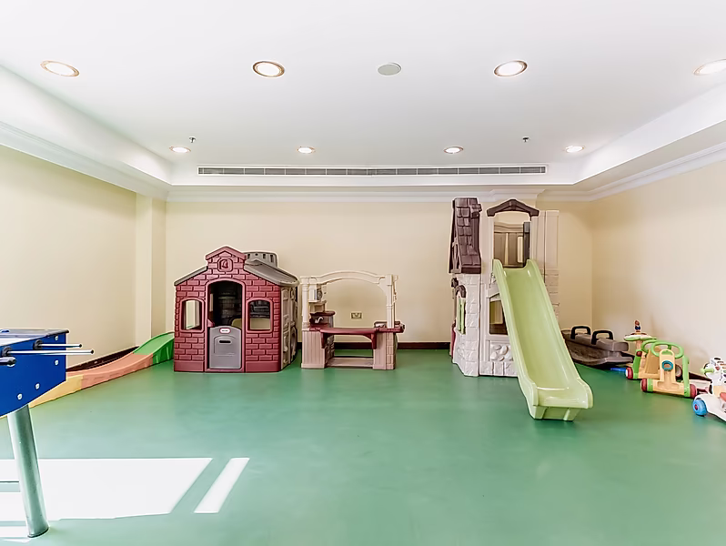SPACIOUS 5BR UNFURNISHED COMPOUND VILLA - Photo 17