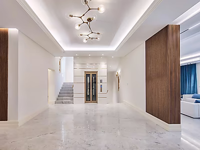 DIRECT SEA-FRONT ACCESS 5BR+M VILLA | LA PLAGE