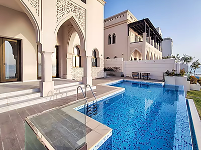 DIRECT SEA-FRONT ACCESS 5BR+M VILLA | LA PLAGE