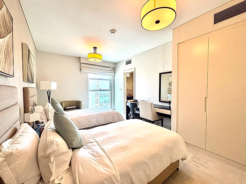 ELEGANT 3 BEDROOM APARTMENT | SPACIOUS LAYOUT | LUSAIL MARINA - Photo 5