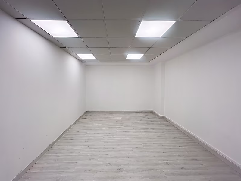 Fully Fitted 208 sqm Office in Al Sadd - Photo 4