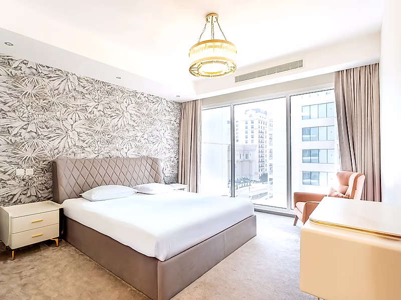 BILLS INCLUDED | LUXURIOUS 2 BEDROOM | VENDOM PALACE - Photo 5