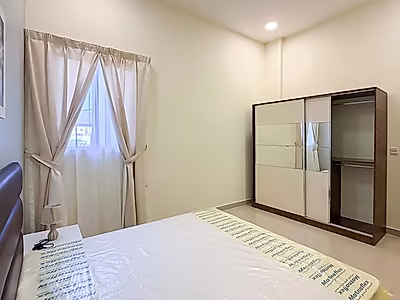 Elegant 2BR Apartment | Heart of Fereej Bin Omran