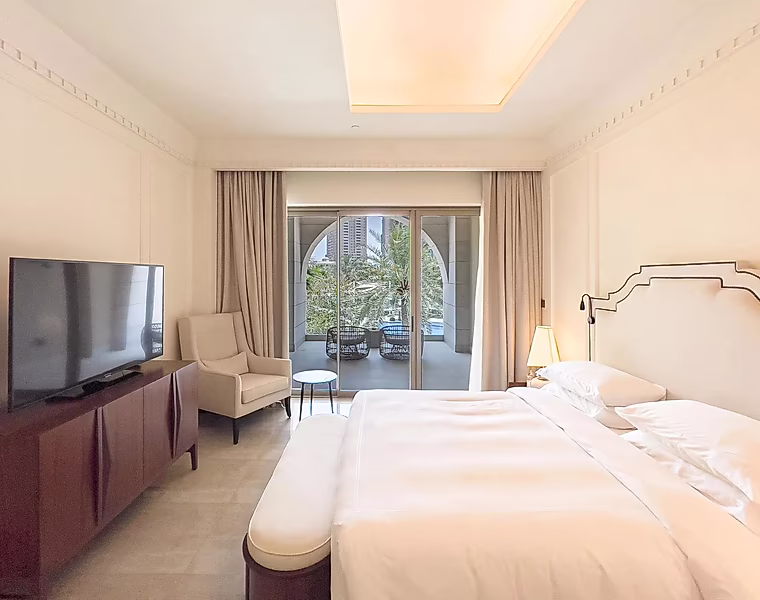 Sophisticated 1BR | Refined Elegance - Photo 3