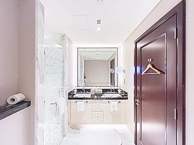 Sophisticated 1BR | Refined Elegance