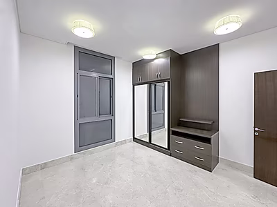 3-BEDROOM APARTMENT SEMI FURNISHED IN KHEESA