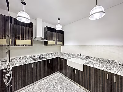 3-BEDROOM APARTMENT SEMI FURNISHED IN KHEESA