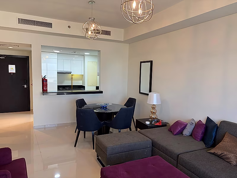beachfront oasis 2 bedroom apartment - Photo 2