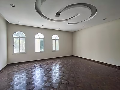 Luxurious 5BR Villa | Modern Comfort Awaits